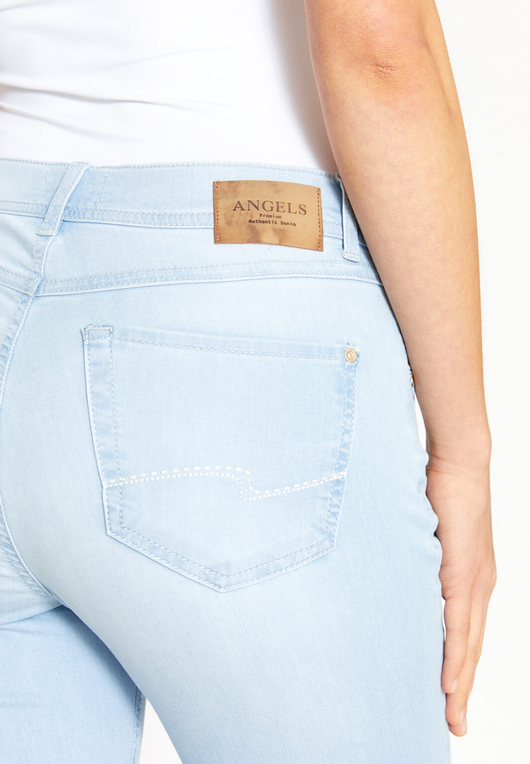 Angels Jeans Ornella in hellblau – Bild 3