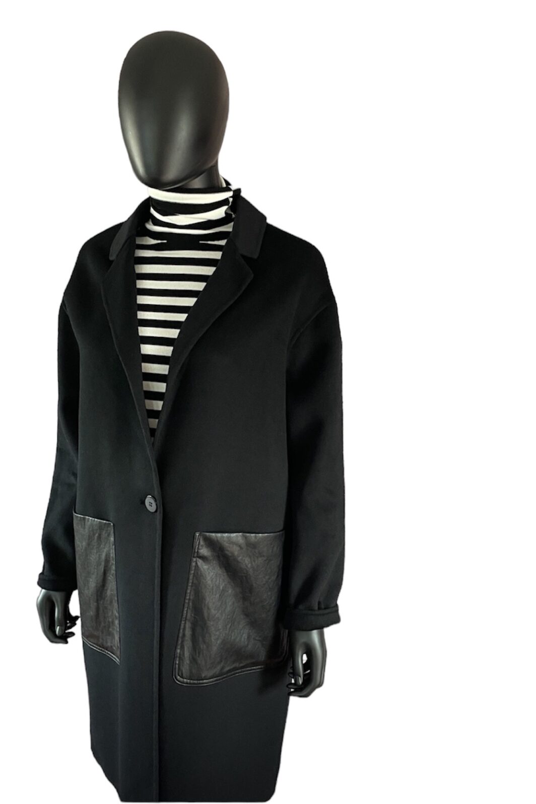 TWINSET Mantel in schwarz mit Lederimitatdetails – Bild 3
