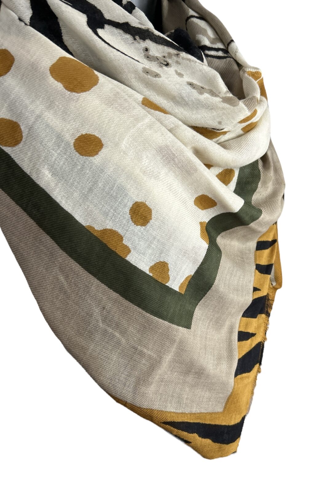 Unmade Copenhagen Tuch Safira in Khaki – Bild 3