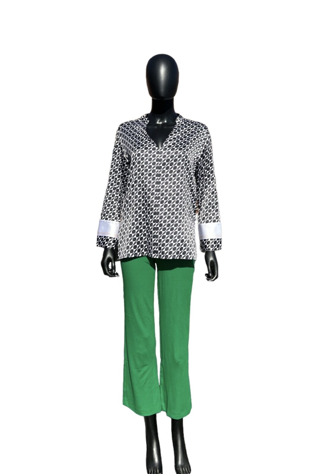 Herzensangelegenheit Seidenbluse in Caviar Mu – Bild 4
