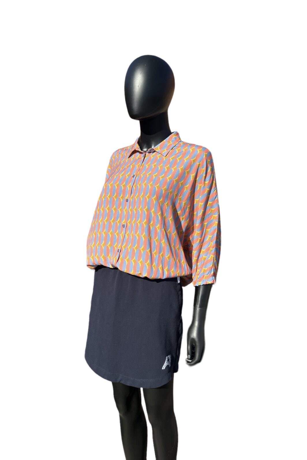 Emily van den Bergh Shirtbluse in rosa/blau/gelb gemustert – Bild 2