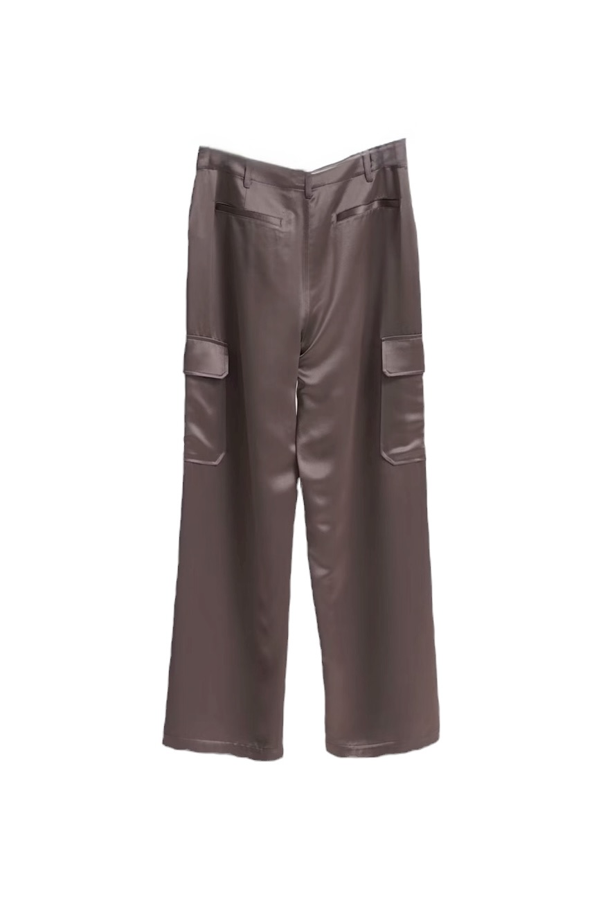 Herzensangelegenheit Satinhose mit Taschen in Toffee – Bild 2